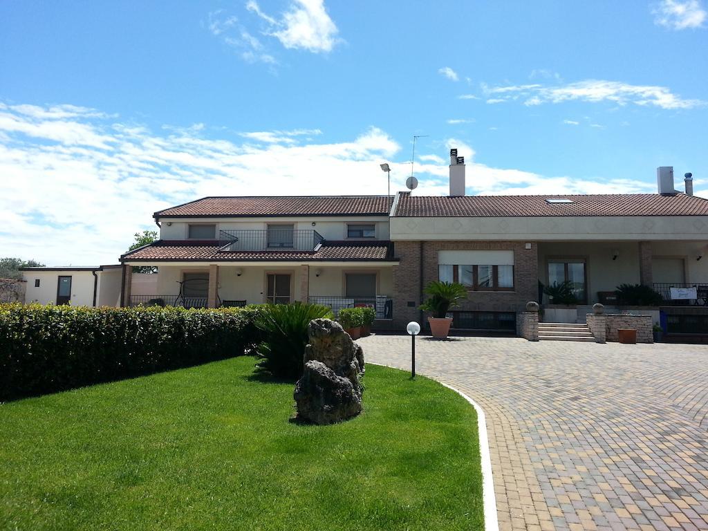 Villa Genny Altamura Bagian luar foto